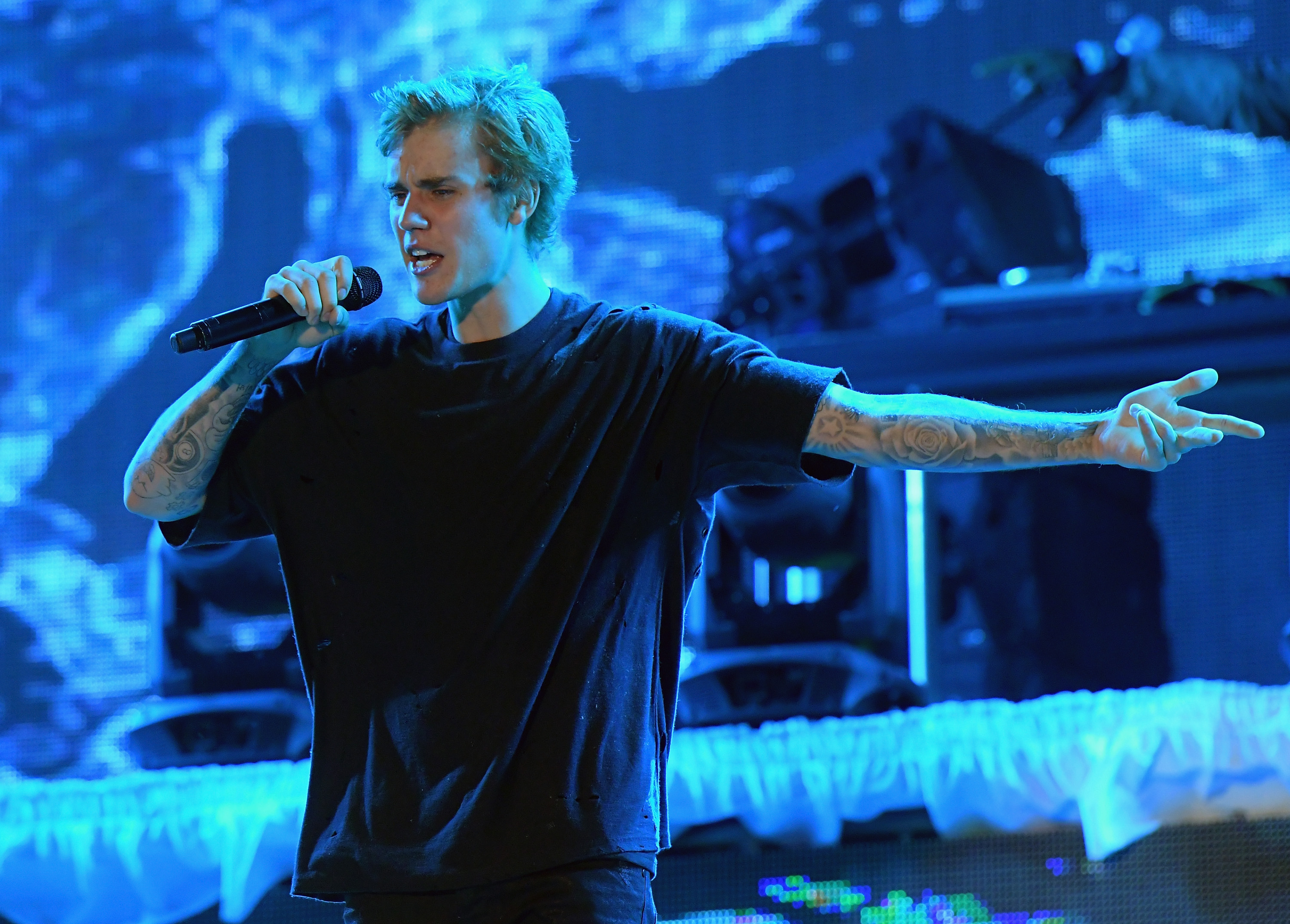 Justin Bieber Leads Praise And Worship Ambo Tv